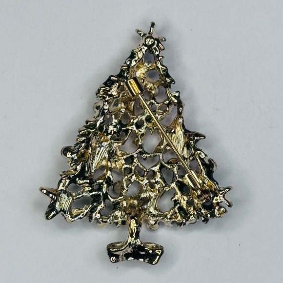 Christmas Tree Brooch in Green with White Star Ornaments - Picture 3 of 5